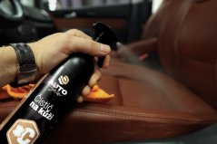 Auto Šarm Čistič na kůži aplikace Auto Šarm Čistič na kůži aplikace
