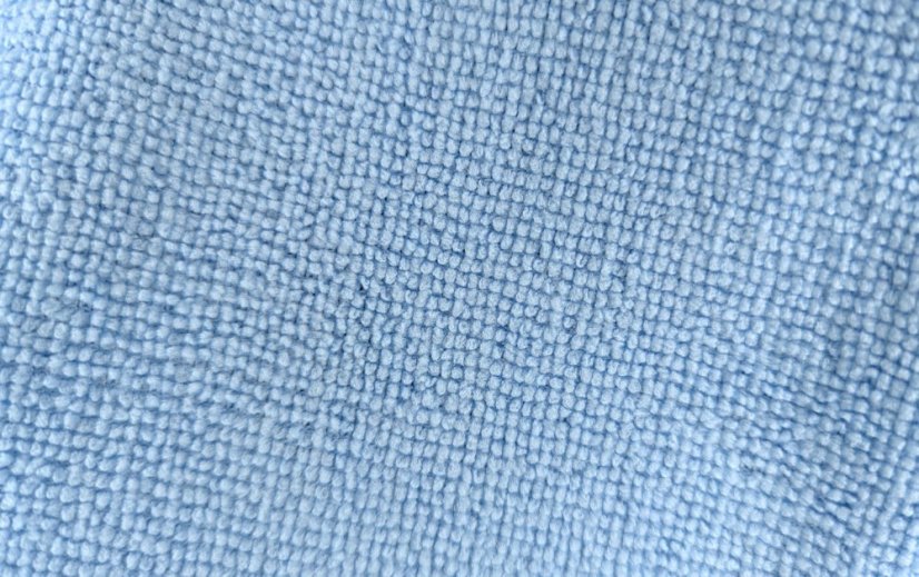 Utěrka z mikrovlákna bezešvá 30x30cm modrá AUTO Šarm detail